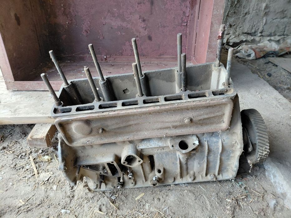 Газ 24-10 мотордың бөлшектері