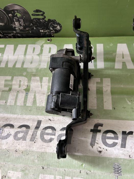 Compresor perne BMW X5 E 70 2008