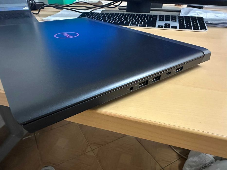 Dell G5 15 i7-8750H, 16 GB RAM, SSD+HDD 1TB, GTX 1050 TI