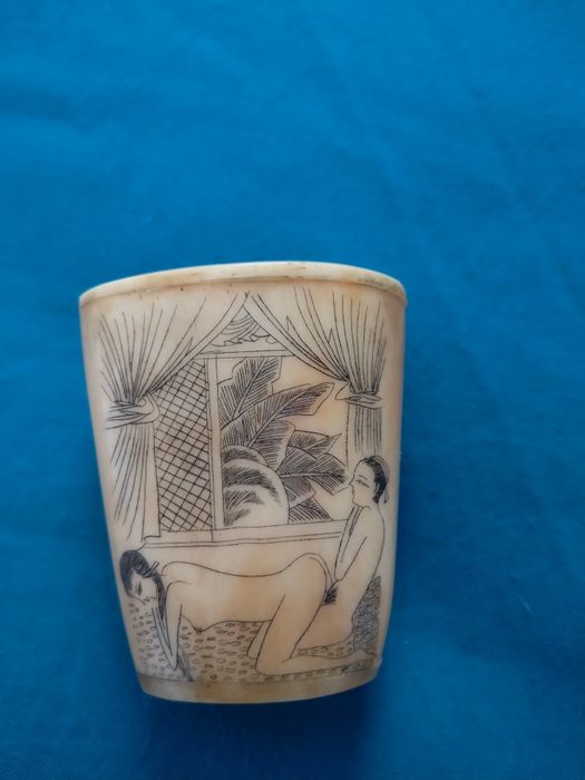 Продавам кутийка за благовонни ухания Япония Мейджи периода