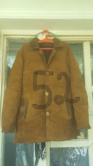 Naturalniy mujskoy dublyonka, razmer 52, svet svetliy korichniviy