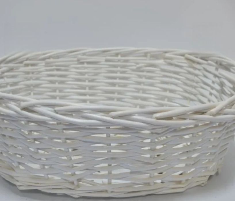 Корзина плетёная подарочная.