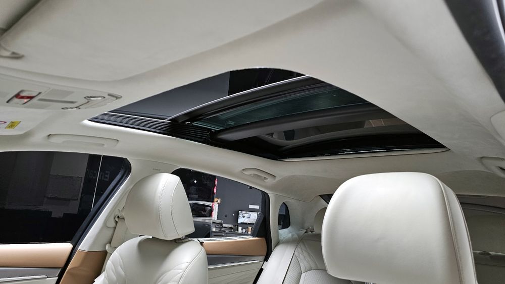 Hyundai Grandeur Calligraphy