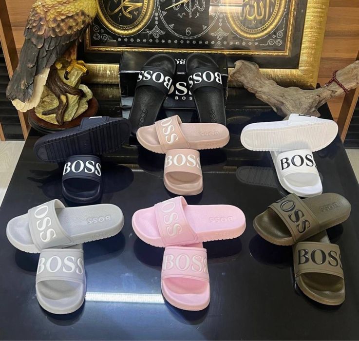 Papuci de brand pentru vara