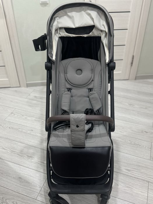 Продам коляску Pituso Matrix.