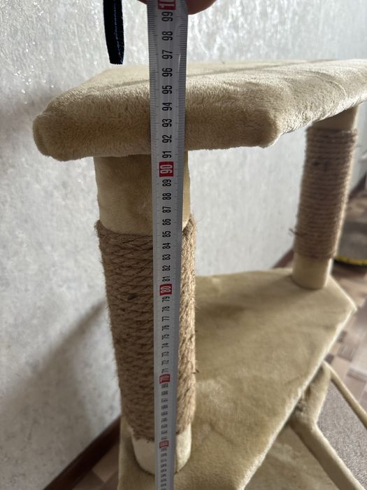 Продам домик для кошки .