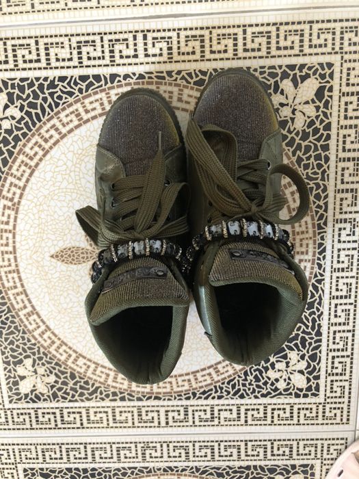 Сладки обувки