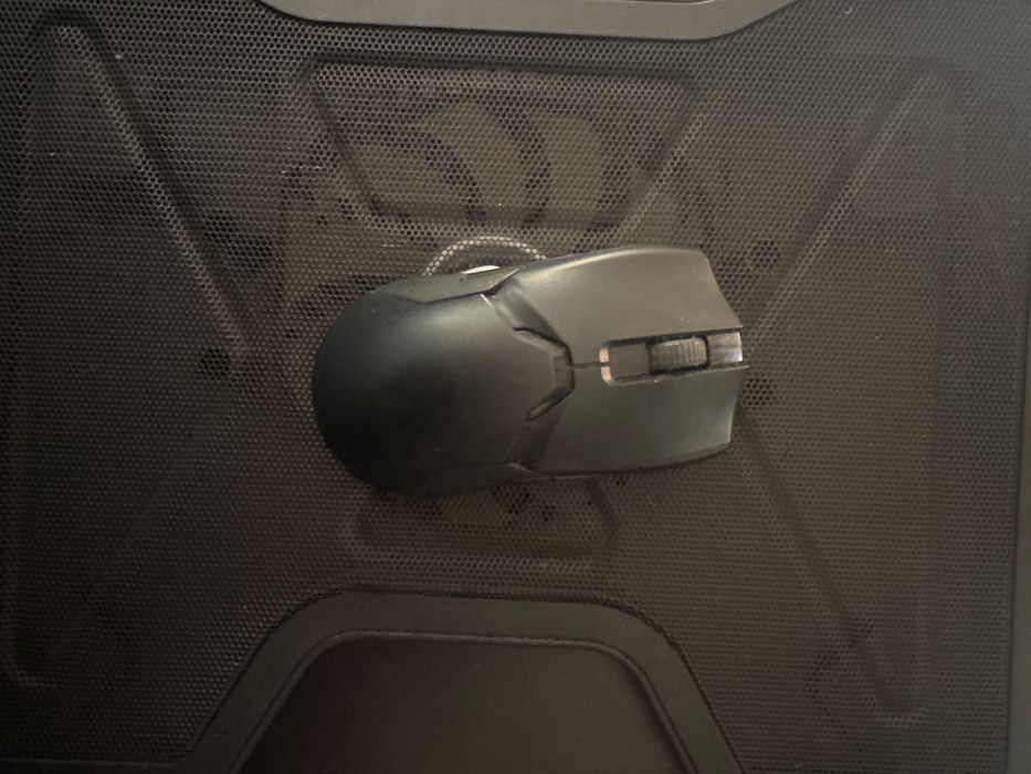 Razer Viper Ultimate With Charging Dock