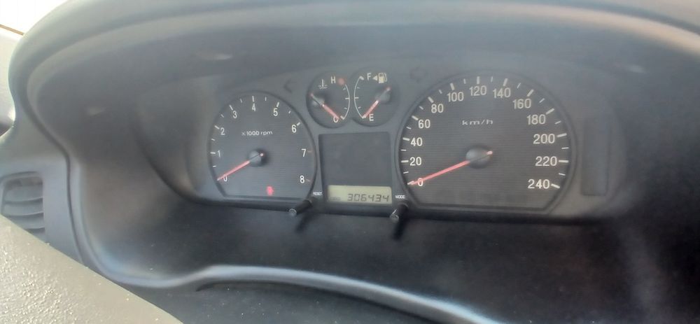 Хюндай соната 2.0i 2004 132hp