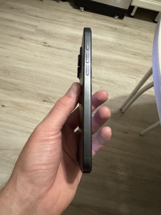 Продам Iphone 15 Pro Max 256GB