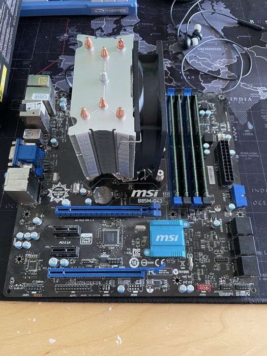 Kit Placă de bază MSI B85M-G43 + i7-4790 + Cooler – Perfect funcțional