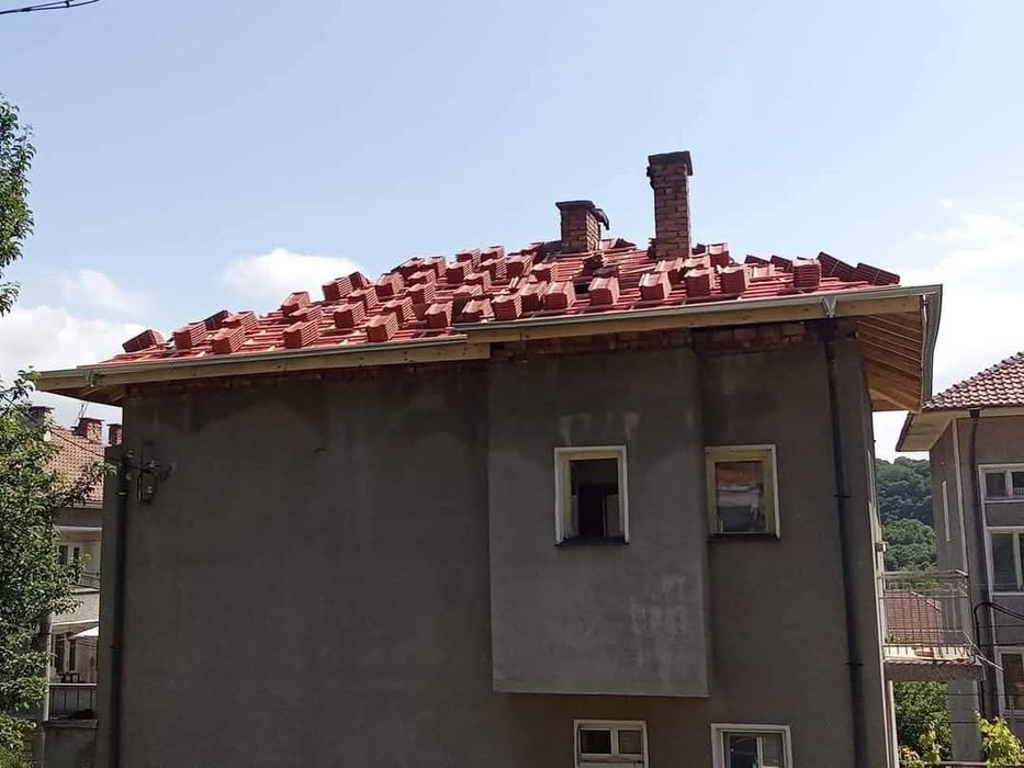 ремонт и изграждане на покриви