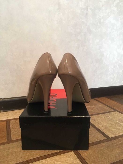 Продам Туфли лодочка