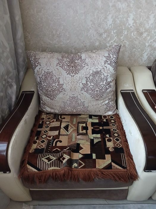 Мягкий уголок диваны