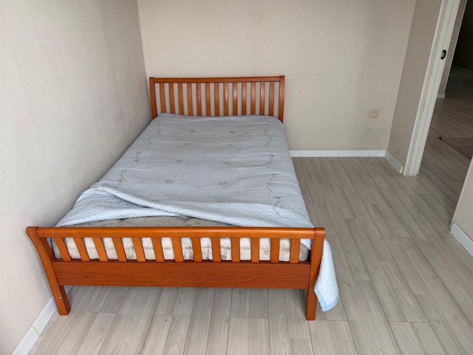 Продам кровать срочно