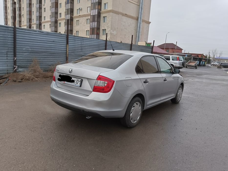 Продам машину срочно