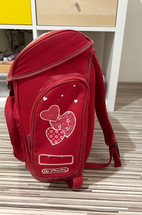 Раница на училище