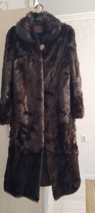 Продам норковую шубу