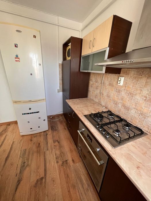 Închiriez apartament cu o camera,mansarda,zona Dancu Iasi