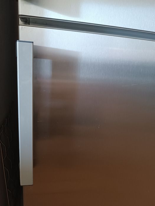 Хладилник Сив Металик  с долен фризер GORENJE А+