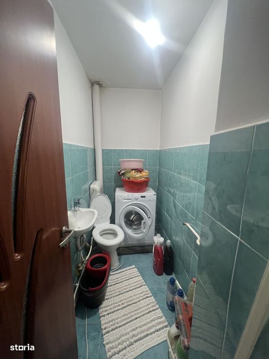 3 decomandate Amaradia parter înalt /4 76 mp centrală termică