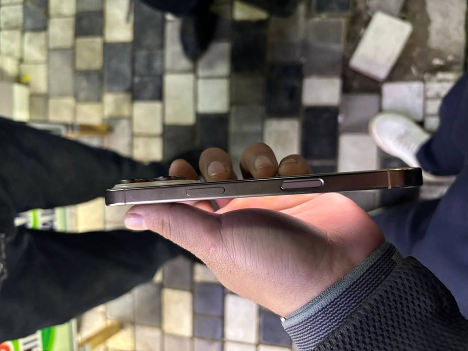 Iphone 16proaybi yoq 89% yomkost