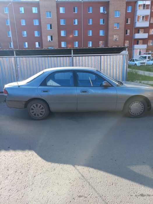 Продам машину . Мазда 626 кронус