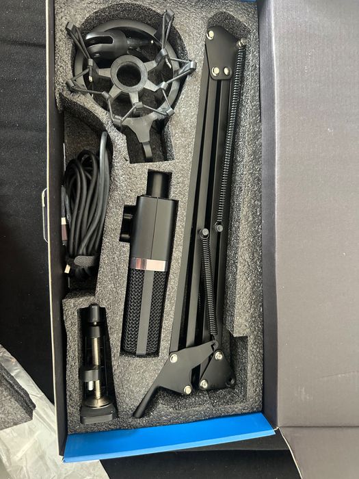 Микрофон Stream 900 HD Studio