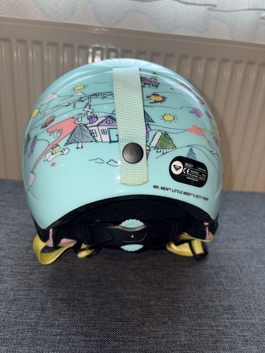 Детска каска за ски на един сезон