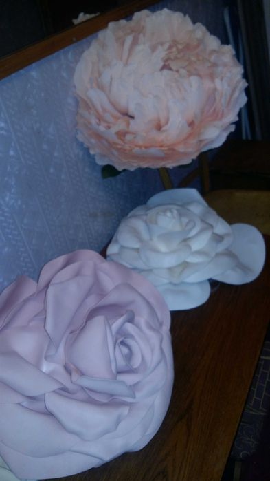 Цветы интерьерные декоративные