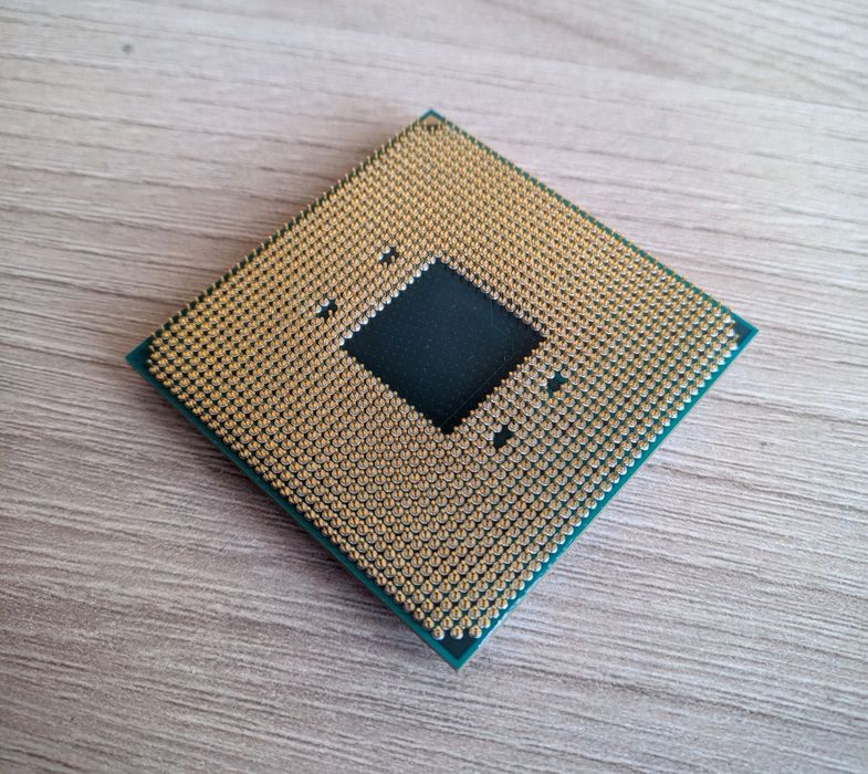 Процнссор Ryzen 1200