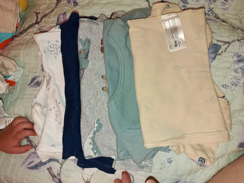 Боди carters 6-9 мес