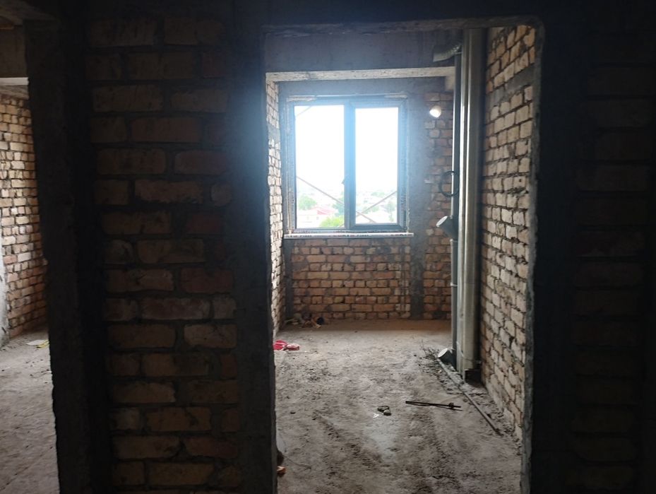 1/6/8 Куйлюк базар 34.4 кв. ТЦ Компас