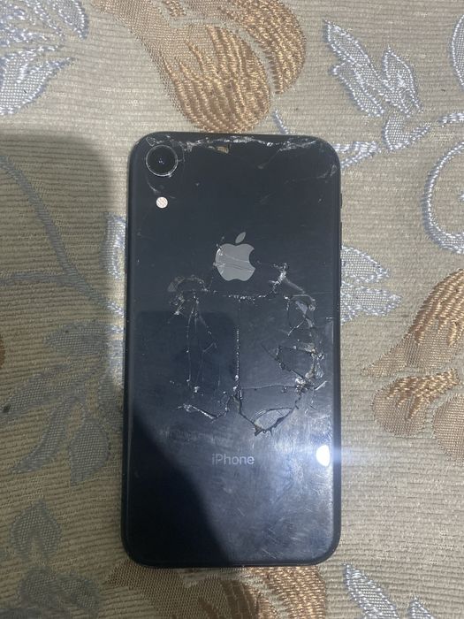 Iphone xr 128гб эмкос 81%