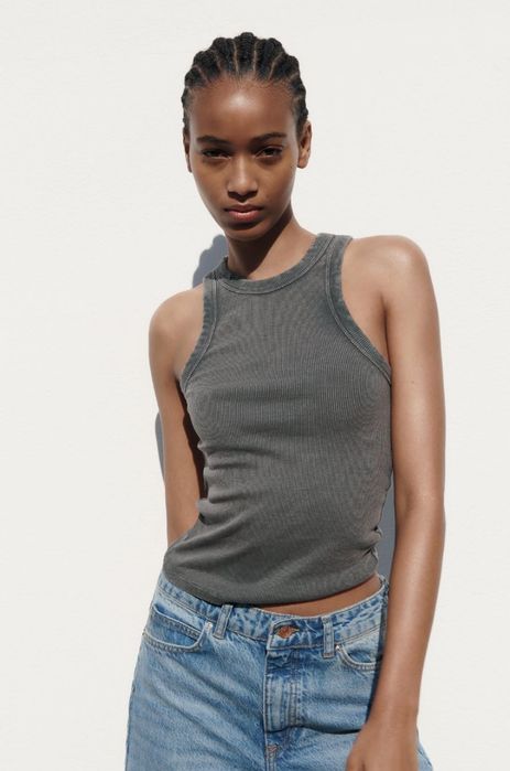 ZARA тъмносив топ