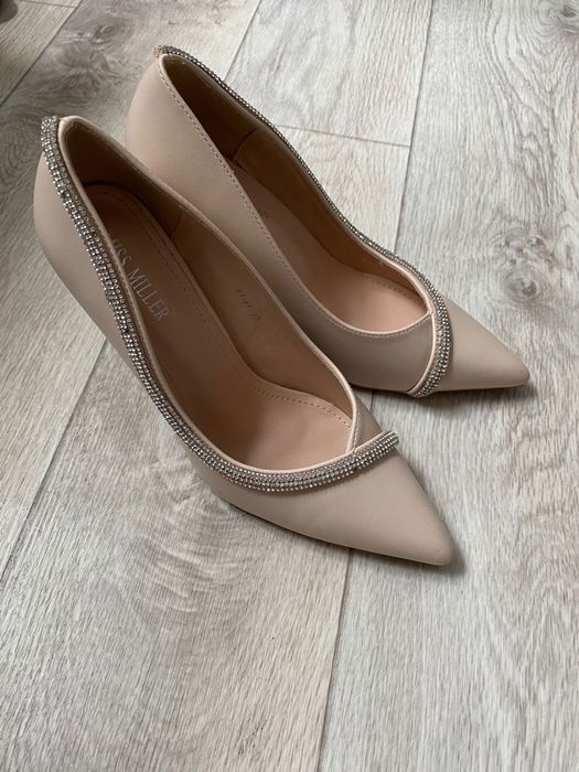 Женские туфли