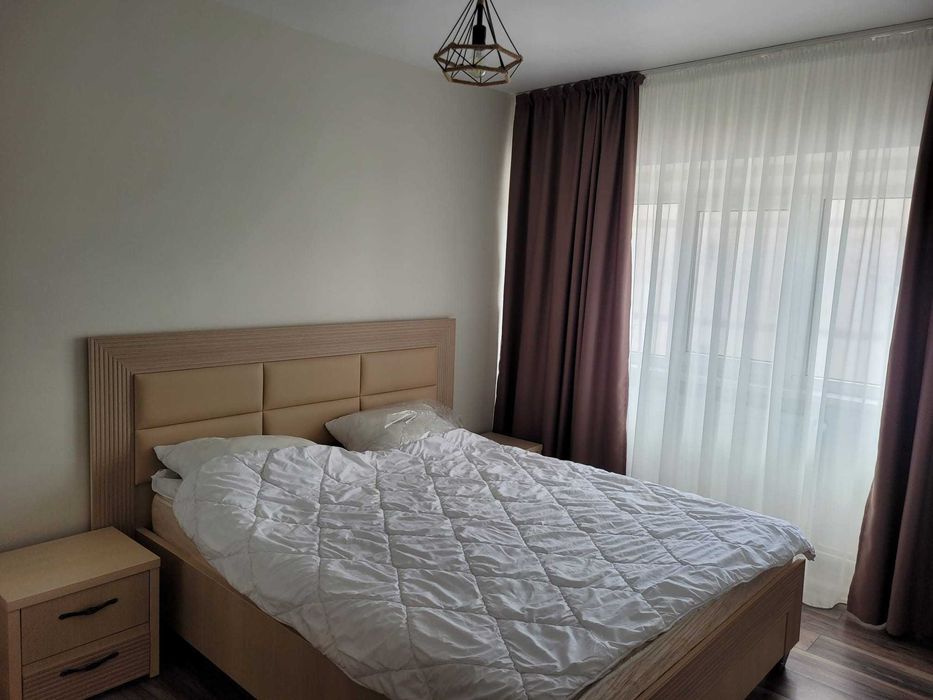Persoana fizica, inchiriez apartament cu 2 camere decomandat Nicolina