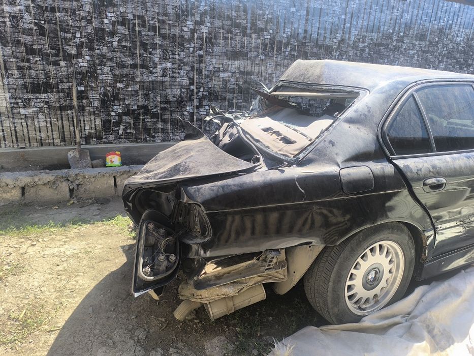 Продам  машину в аварийном состоянии.