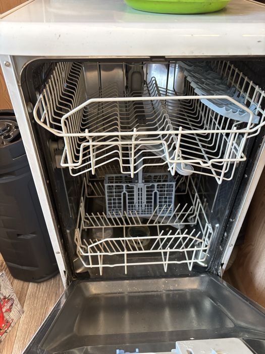 продам посудомоечную машину