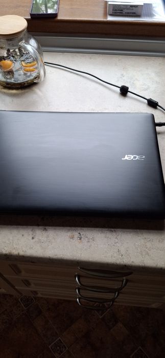 Продаю ноутбук ASER