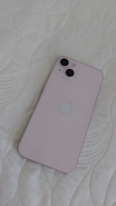 IPhone 13 в хорошем состоянии