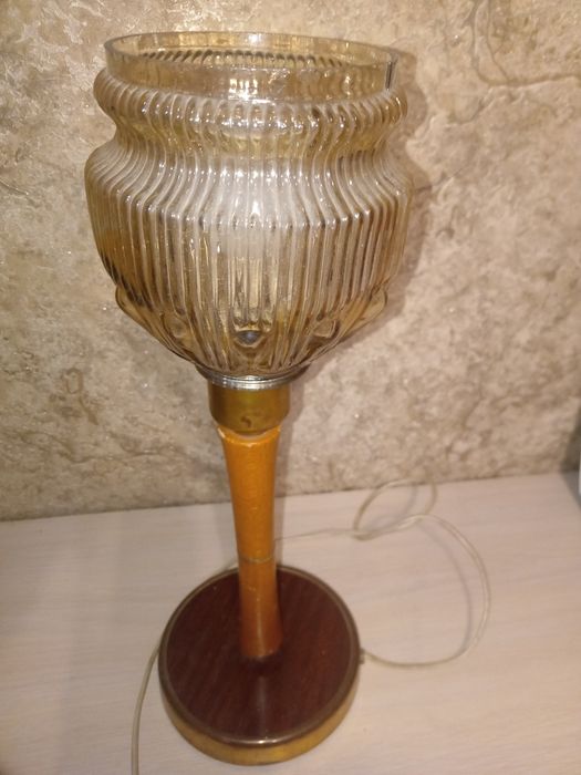 Лампа настольная