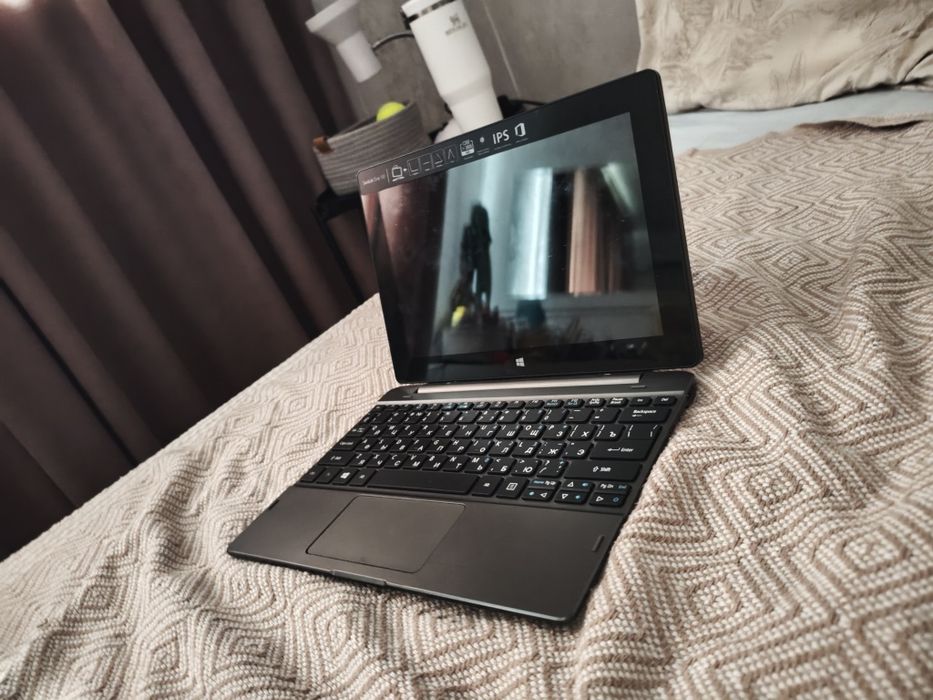 продам сенсорный ноутбук acer