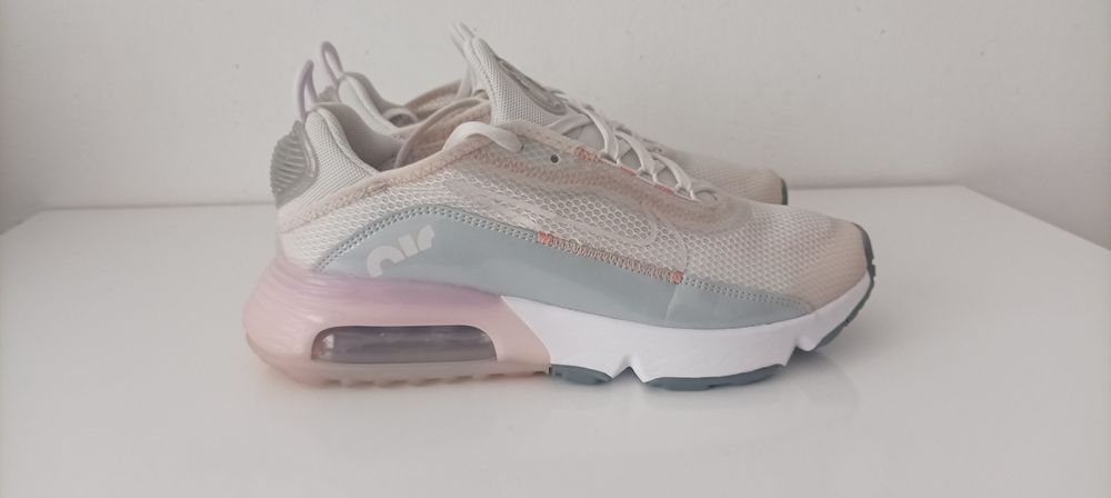 Нови Nike air max 2090