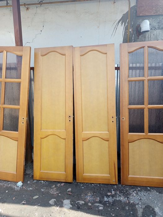 Продам двери б/у