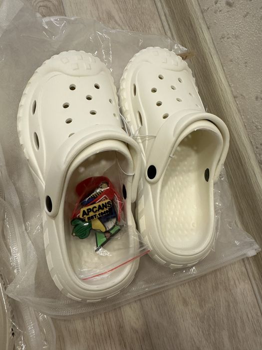 Кроксы новые продаю