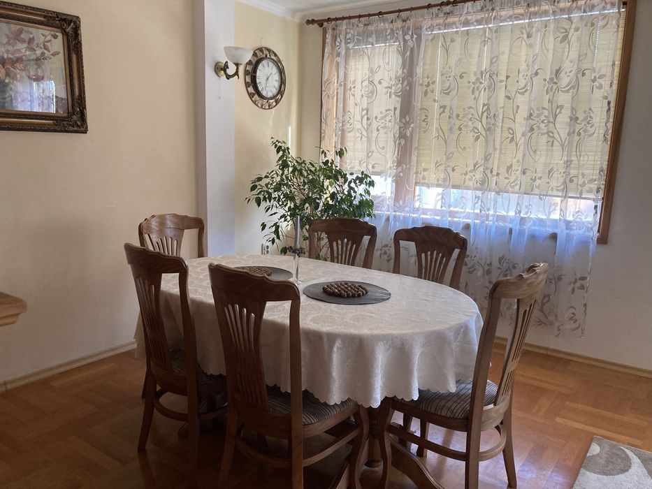 Дава се под наем Тристаен апартамент в Варна, Червен площад - 115 кв.м за 994.5 € - Снимка #3