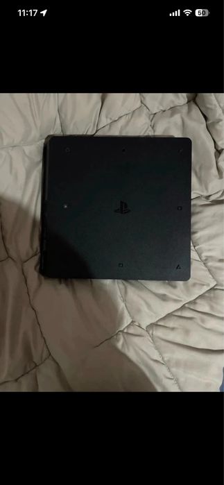 Ps4 1300 lei negociabil
