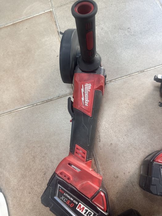 Ъглошлайф milwaukee m18