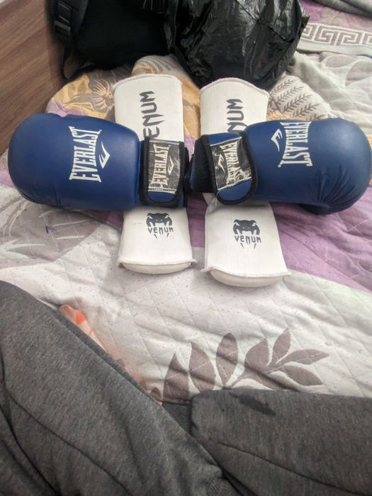 Спорт вещи для бокса или мма
